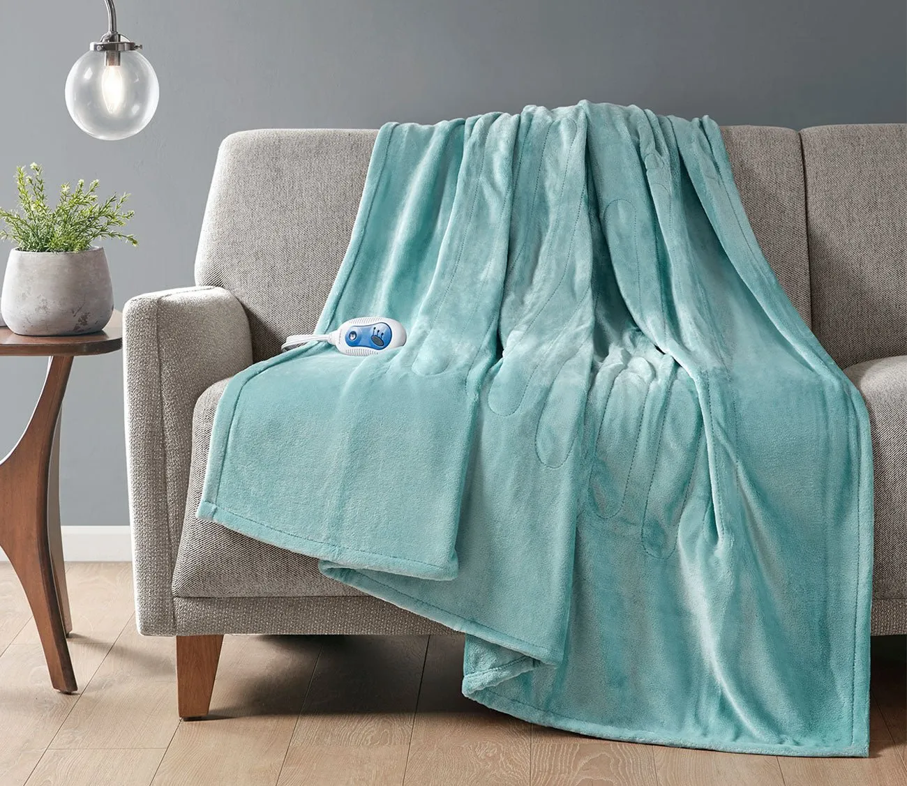 Beautyrest Heated Plush Throw