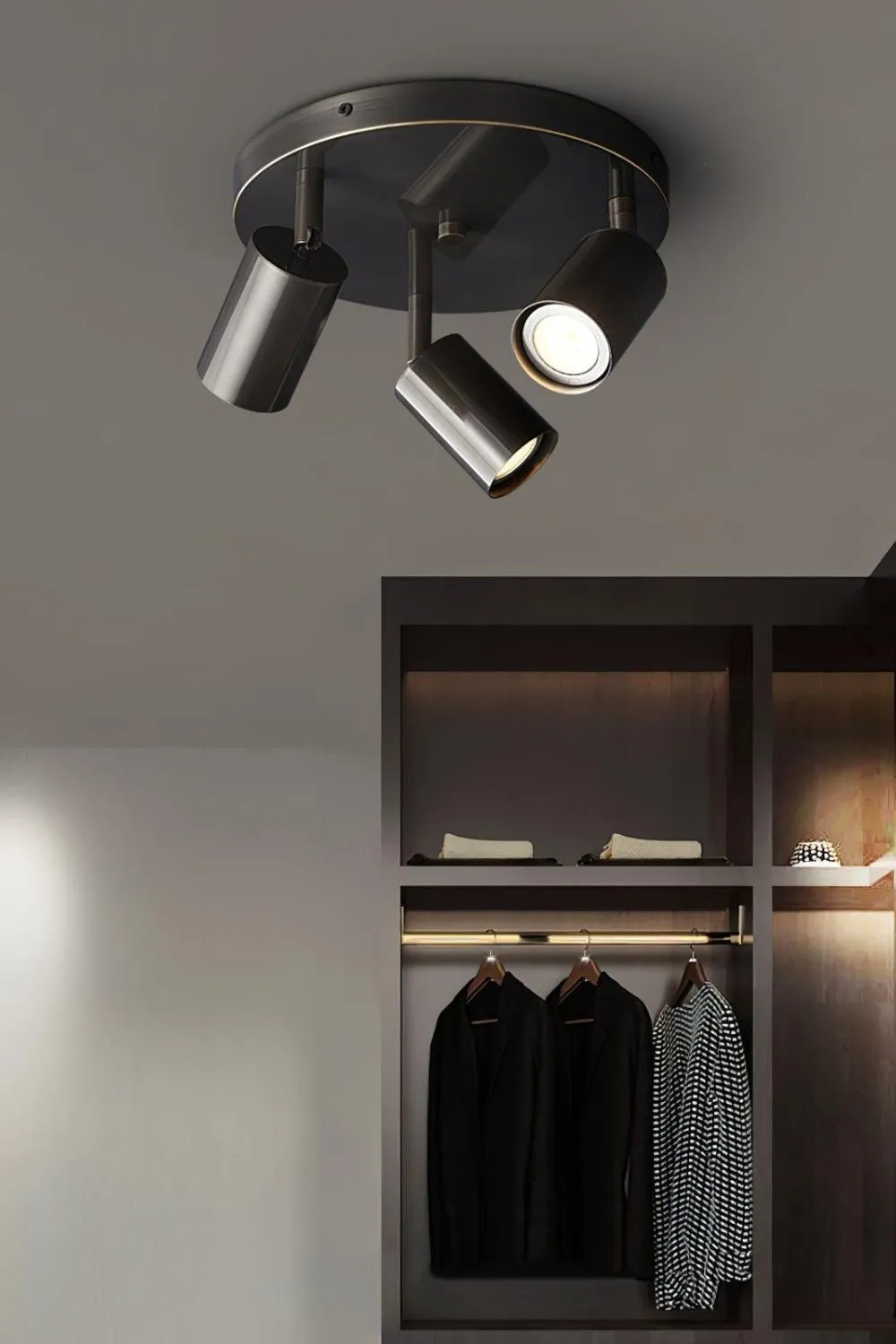 Hugo Hotspot Ceiling Light