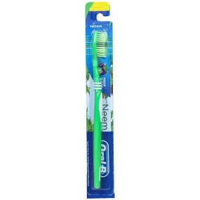 Oral-B Fresh Clean - Neem Toothbrush 1 pc