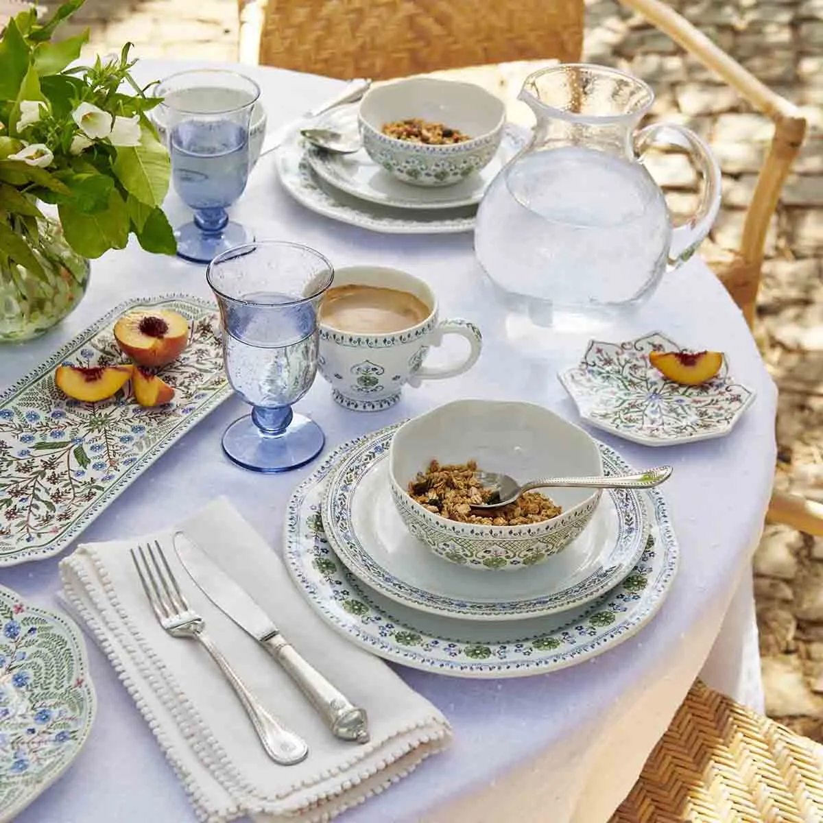 Villa Seville 4pc Place Setting - Chambray